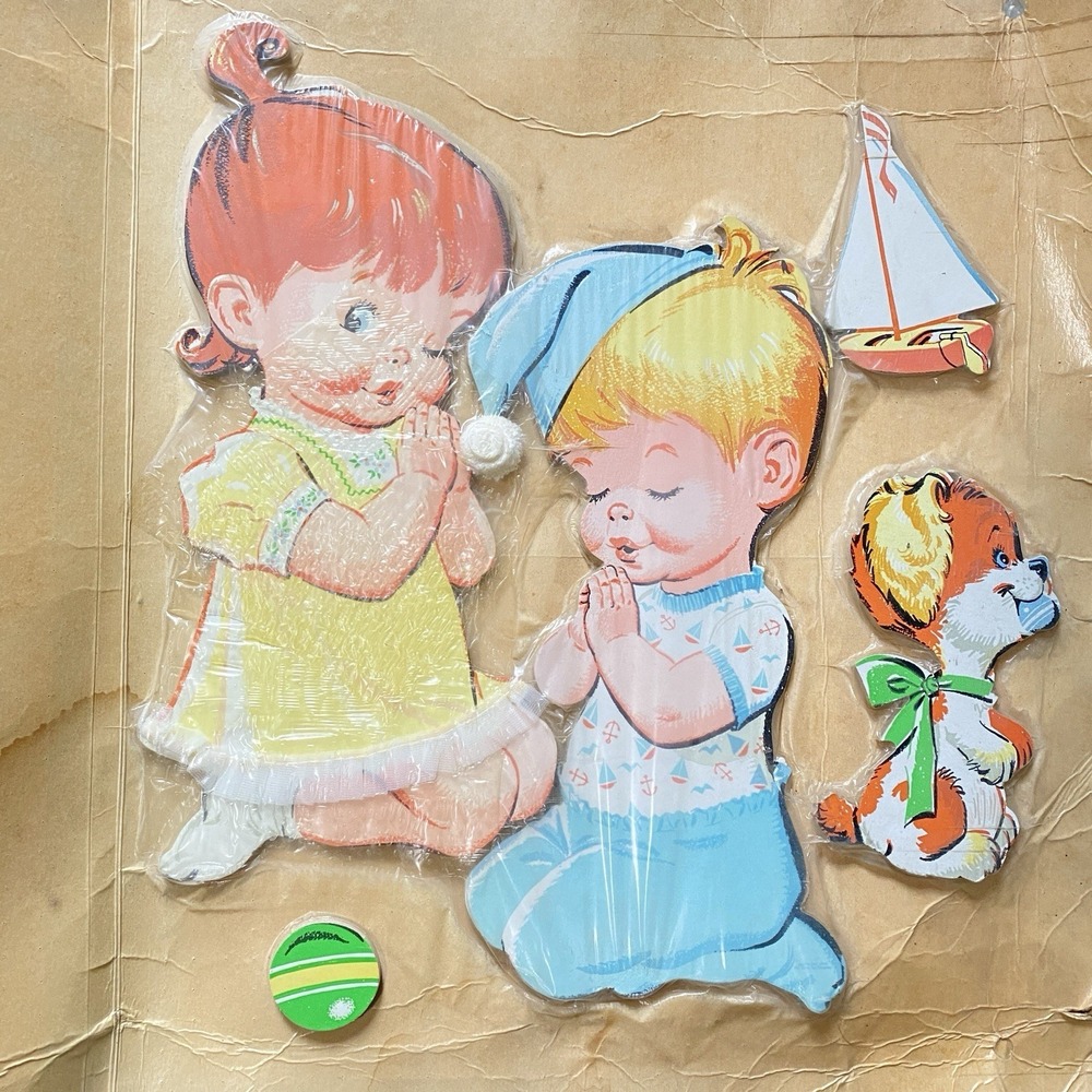 Vtg 50s Dolly Toy Co. Girl & Boy Praying w/ Dog Wall Decor Hanging Set NOS - Picture 3 of 9